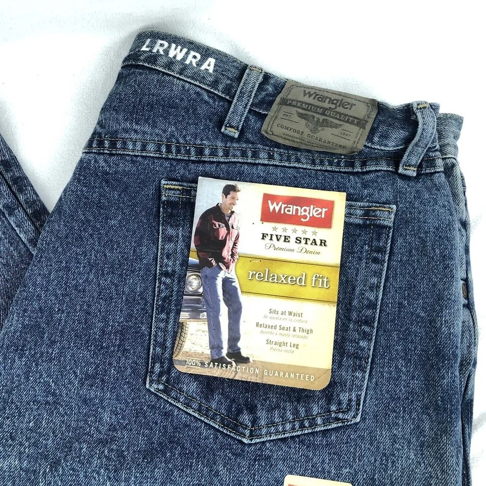 Wrangler relaxed fit